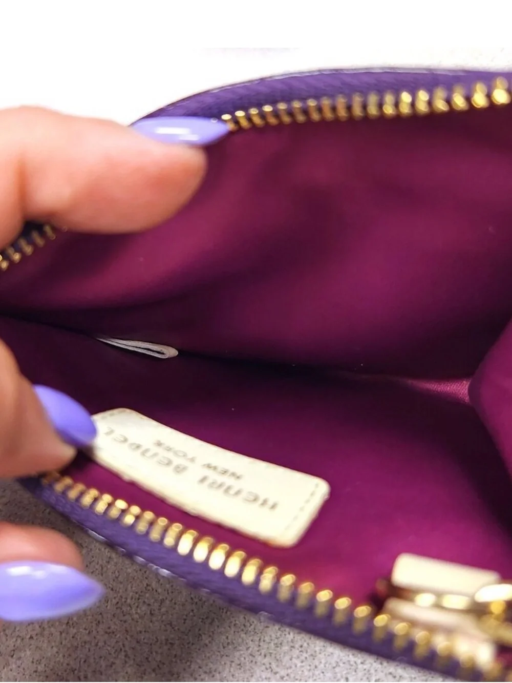 henri Bendel NY - Card Case - Key Chain - Purple Patent - EUC